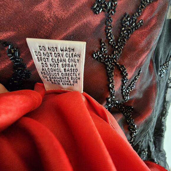 Caché 100% Silk Sheer Blouse Medium Beaded Bell Sleeves Red Black - Picture 12 of 12